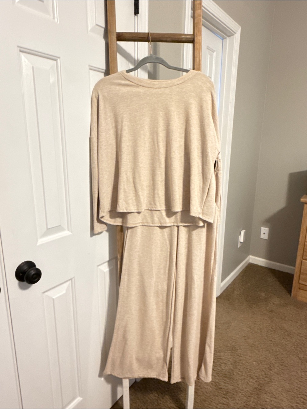 ENTRO Beige Cozy Loungewear Set
